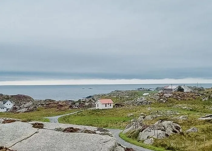 Tatil Evi Simple With Sea Views On Island Utsira